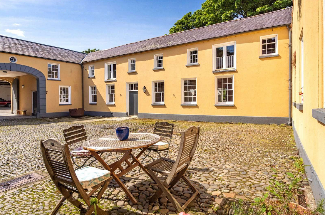 Elmfield Estate Gallery Image